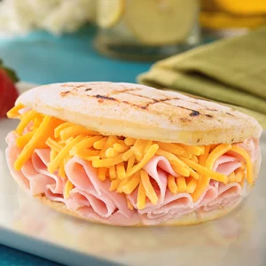 AREPA HAM AND CHESSE