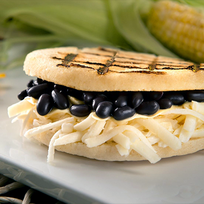 AREPA DOMINÓ