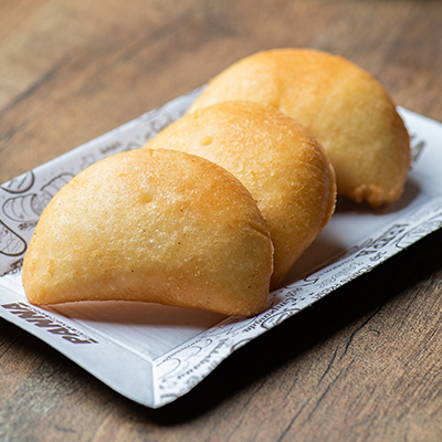 Medium Empanada Venezolana Chesse