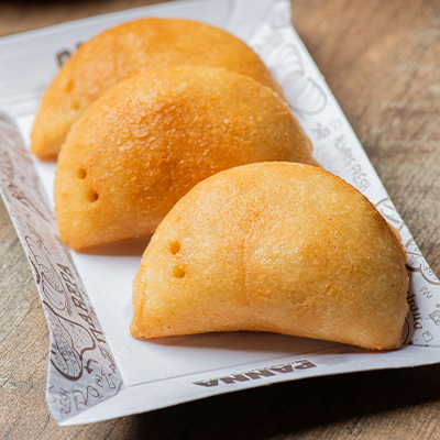 Medium Empanada Venezolana Shredded Beef